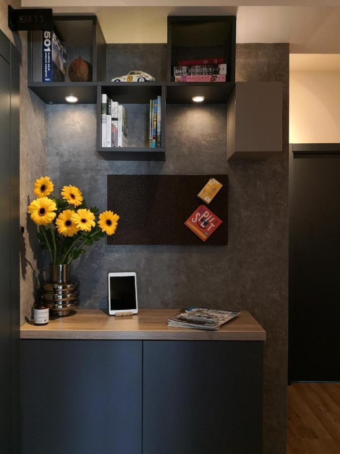 Scuderia Split Rooms מראה חיצוני תמונה